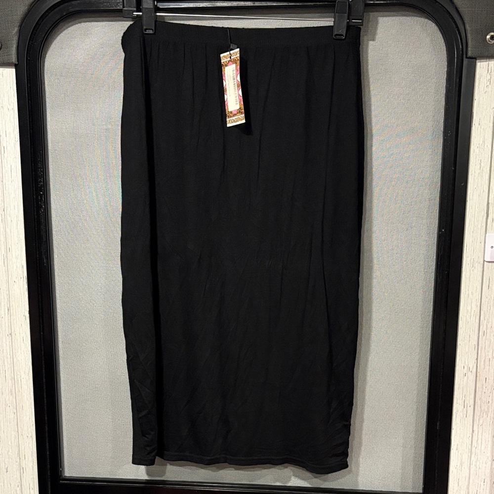 Boohoo Plus Elegant Black Pencil Skirt